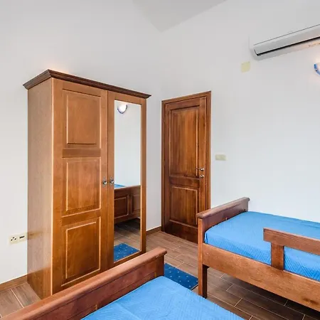 Holiday Raba 16062 Opuzen (Dubrovnik-Neretva)